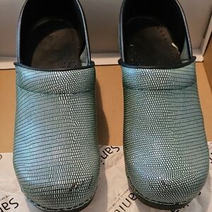 Sanita Metallic Green Clogs